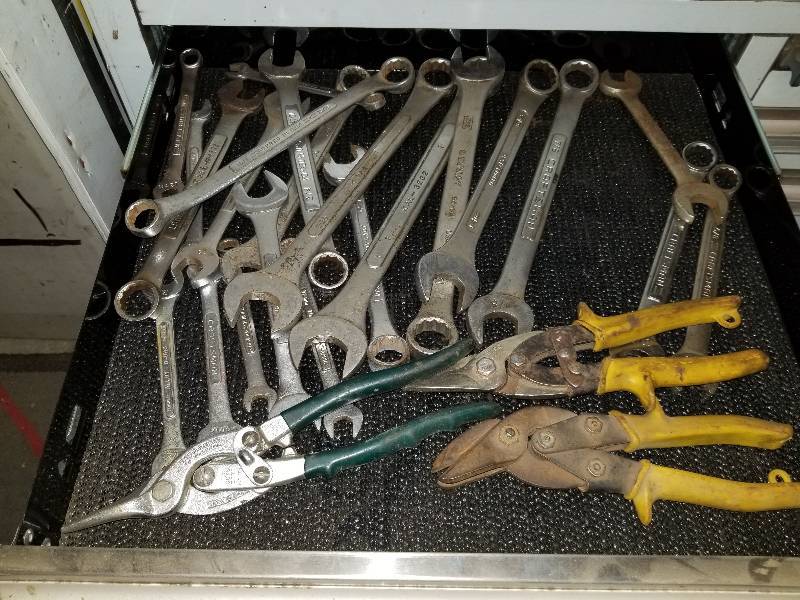 lot 109 image: Combination Wrenches, Snips
