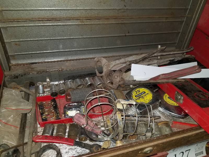 lot 126 image: Torque Wrench, Tape Measures, Sockets, Pullers, Misc Tools & Hardware