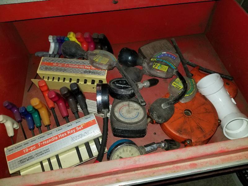 lot 131 image: Gauges, T-Handle Hex Key Set, And More
