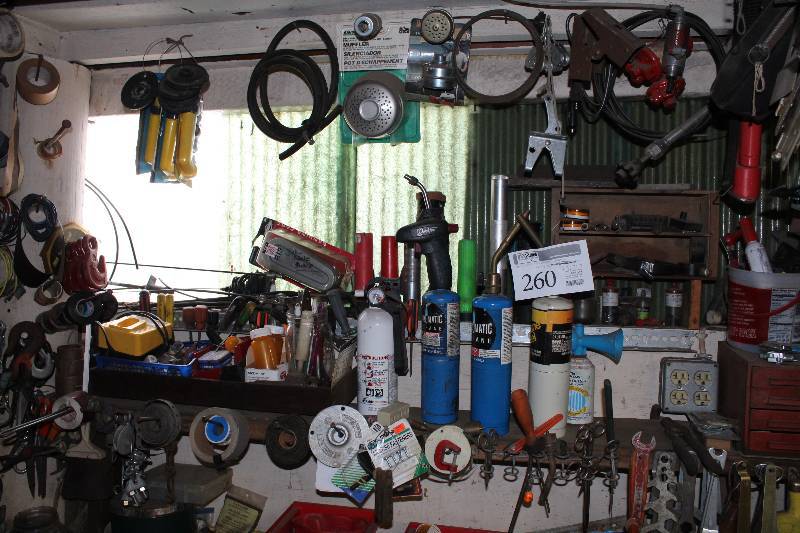 lot 260 image: Screwdrivers, Propane, Flashlight