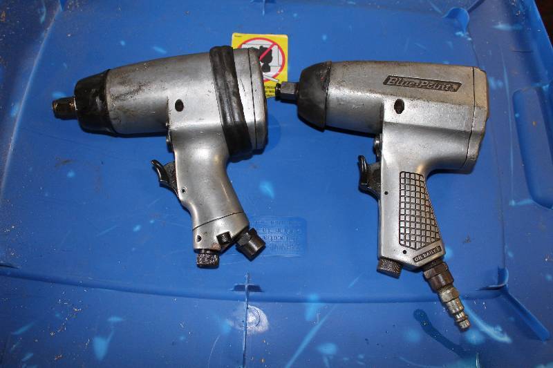 lot 234 image: Lot of (2) Air Impact Wrenches - Blue Point AT500B, Allied 47-612