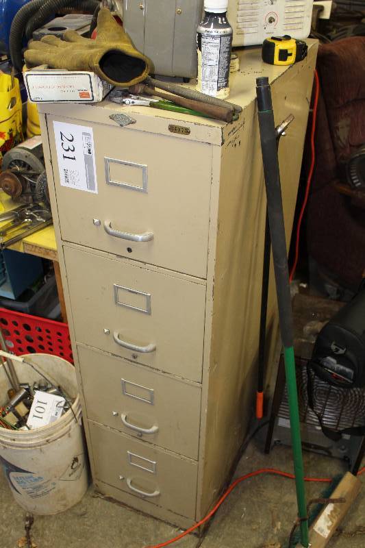 lot 231 image: 4-Drawer Metal File Cabinet