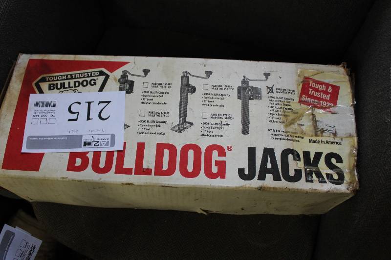 lot 215 image: Bulldog 2000lb. Trailer Jack