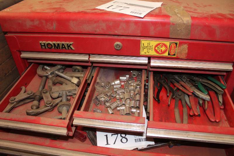 lot 177 image: Lot of (3) Drawers - Gear Pullers, Sockets, Box Cutters, Wire Cutters