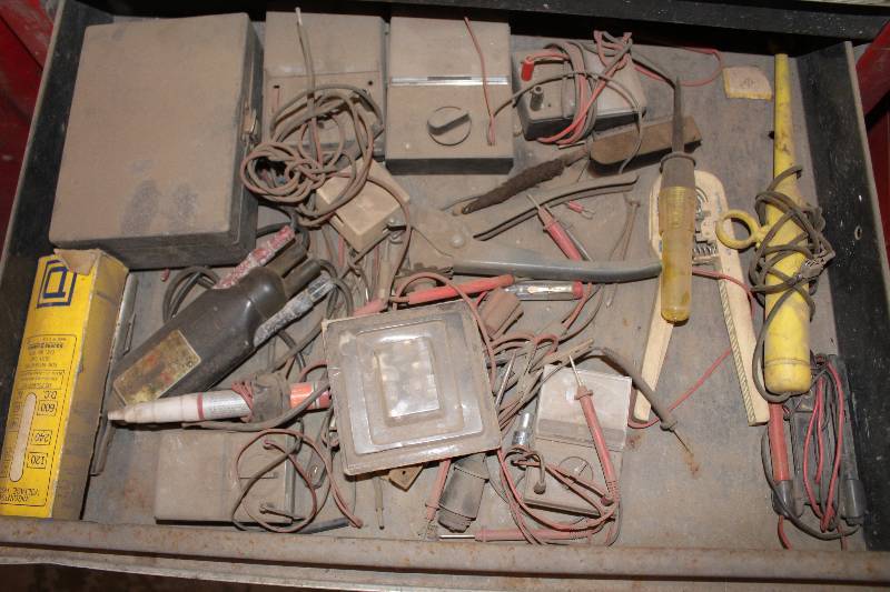 lot 175 image: Electrical Equipment