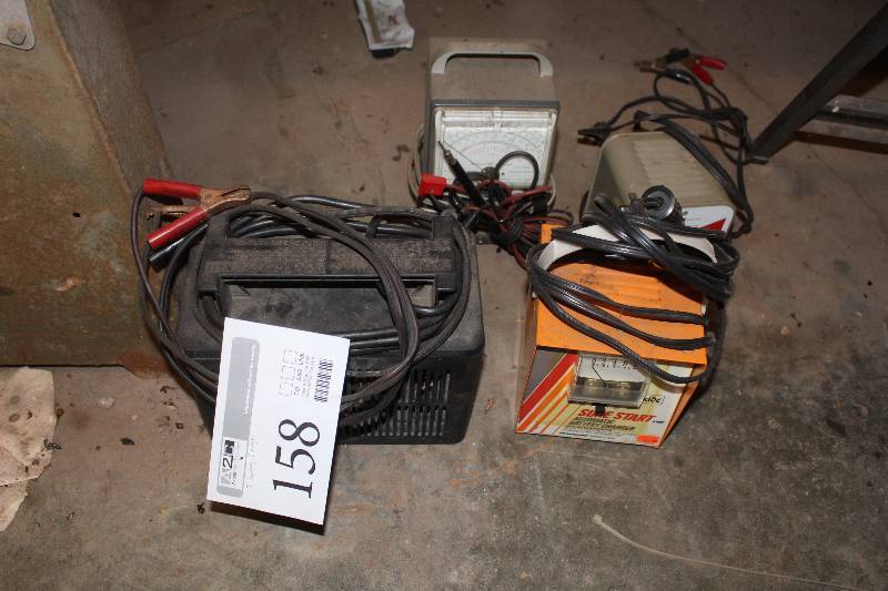 lot 158 image: Lot of (3) Battery Chargers