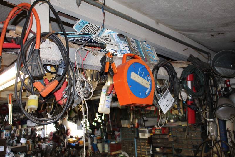 lot 267 image: Extension Cords, Shop Lights