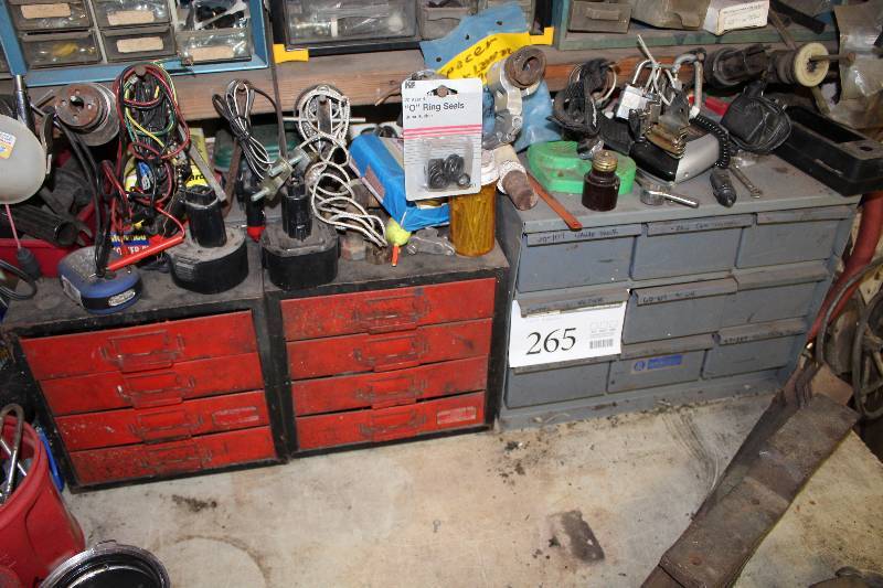 lot 265 image: Lot of (3) Parts Organizers