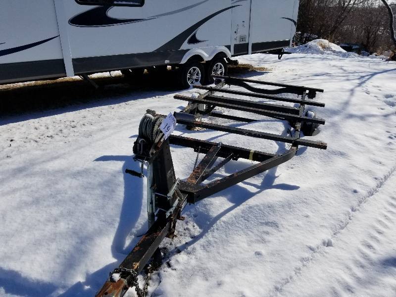 lot 19 image: 1997 Custom Single Axle Boat Trailer