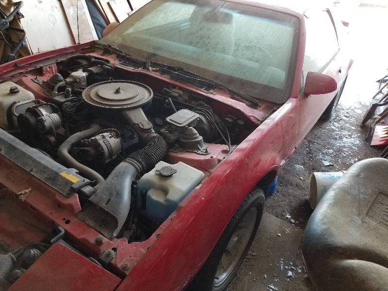 lot 4 image: 1989 Pontiac Firebird with Factory T-Tops