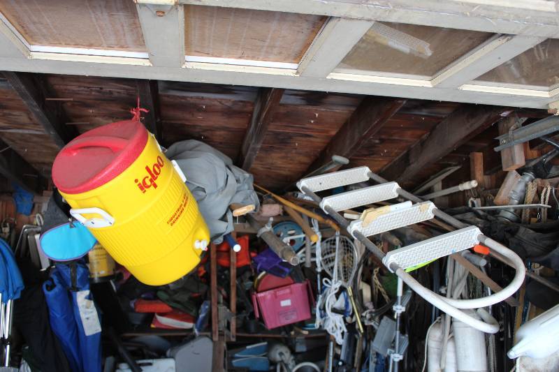 lot 361 image: Oars, Skis