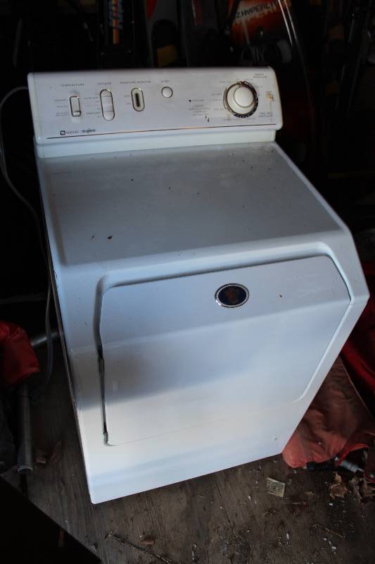lot 372 image: Maytag Compact Dryer