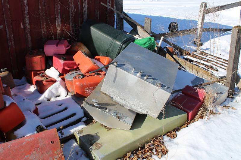 lot 373 image: Gas Cans