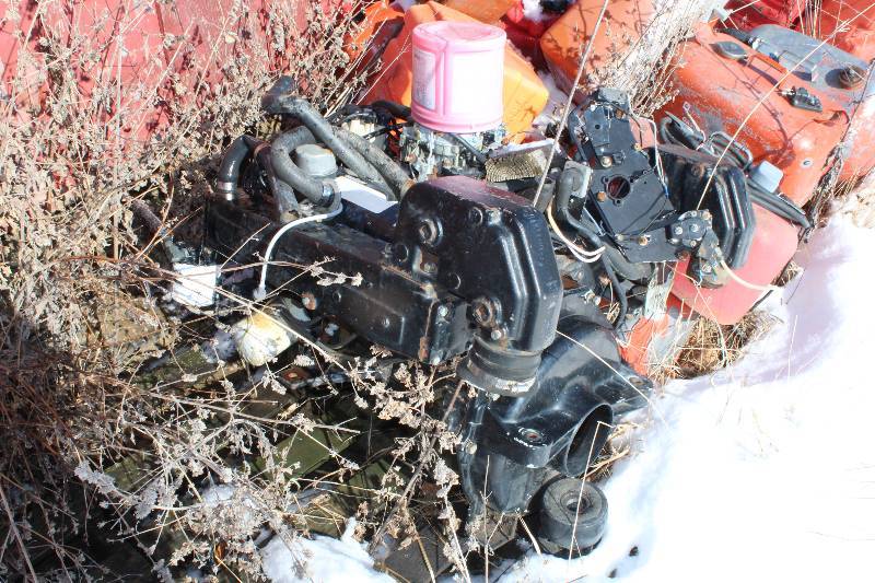 lot 376 image: Mercruiser Outboard Motor