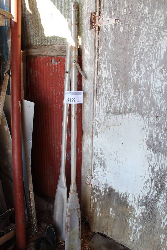 lot 318 image: Canoe Oars