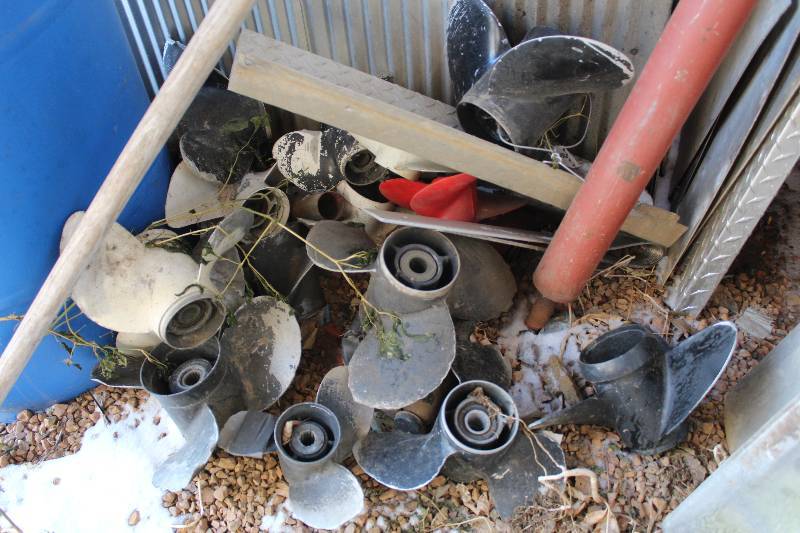 lot 309 image: Boat Propellors
