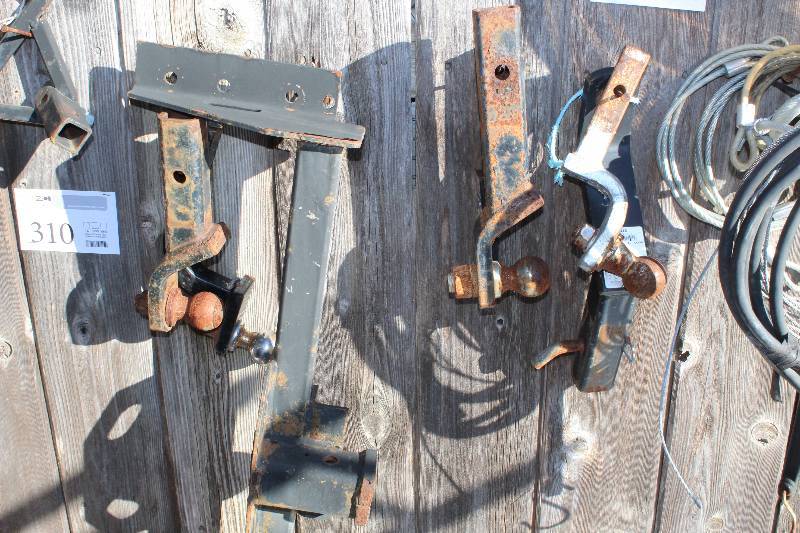 lot 311 image: Hitches