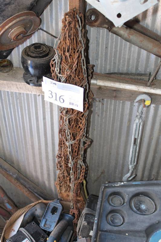 lot 316 image: Tire Chains