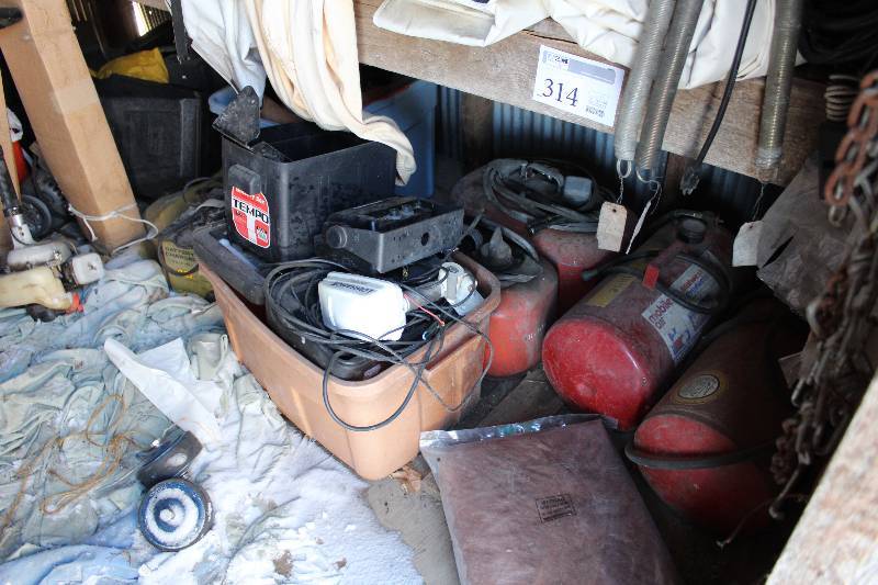 lot 314 image: Air Tanks, Gas Tanks