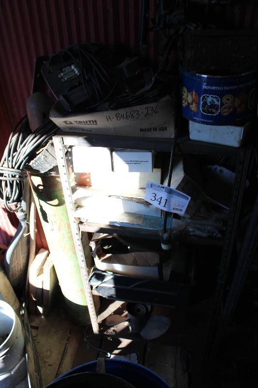 lot 341 image: Boat Parts