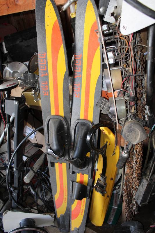 lot 390 image: Lot of (2) Ski Tech Water Skis