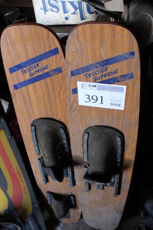 lot 391 image: Trixter Supreme Water Skis