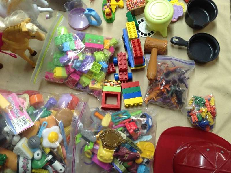 Kid Items - Mega Blocks, Kitchen Toys, Teenage Mutant Ninja Turtles, Horses, Skates size 3 to 6, Fire hat