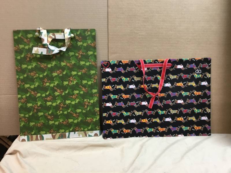 2 Magnetic Boards - Wall Hanging - Scooby doo and dog