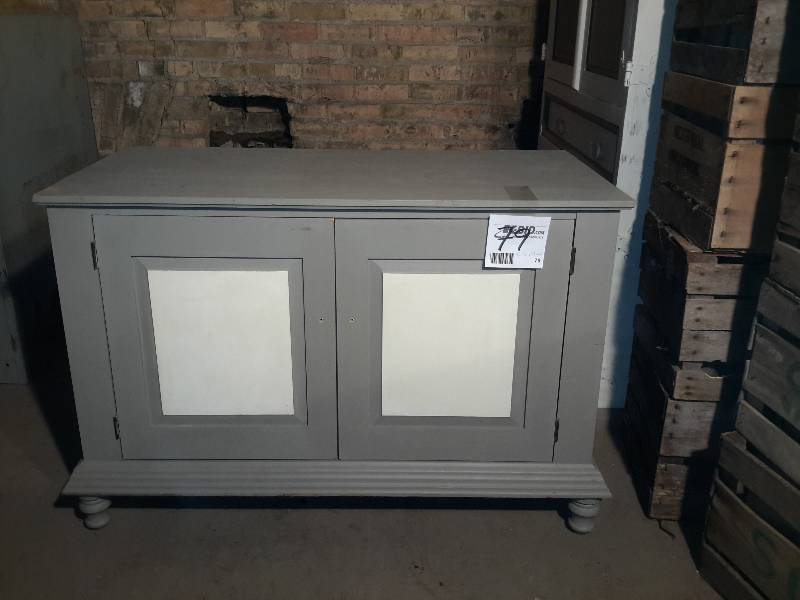 lot 79 image: Nice wood cabinet with slide out shelf