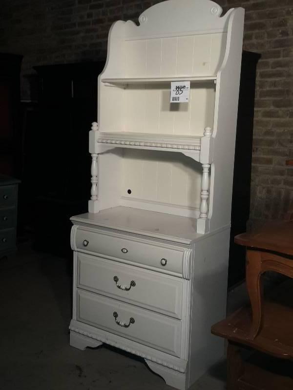 lot 85 image: 2 part dresser shelf.. Nice shape