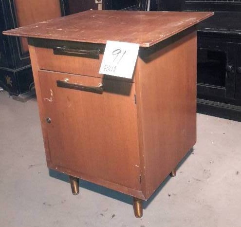lot 91 image: Desk side cabinet with Plywood top