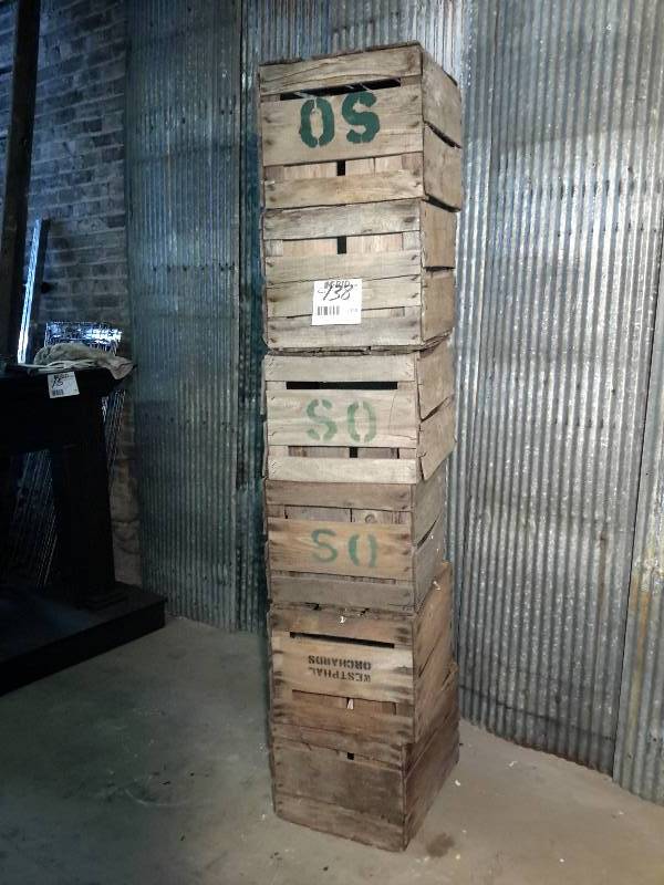 lot 138 image: 9 Wood crates