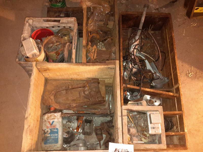 lot 157 image: Misc. industrial Salvage as pictured. Look at the close-ups