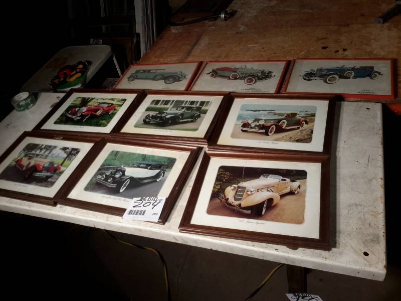 lot 204 image: Vintage Car pictures.. See the individual Close-ups