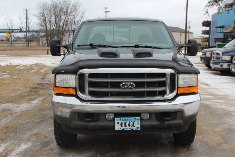 2001 Ford F350 Super Duty XLT Crew Cab 4x4 - 7.3l POWERSTROKE Diesel - 2 Owners -