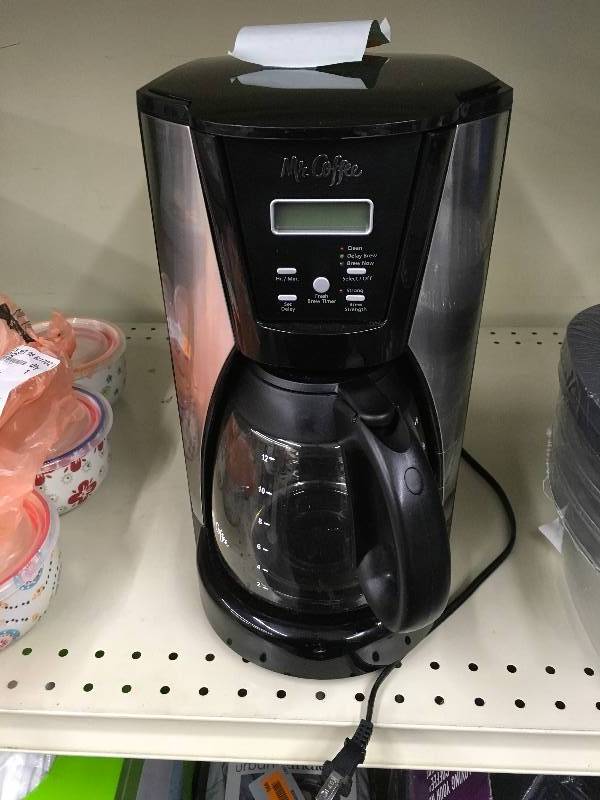 lot 554 image: MR COFFEE 12 CUP BREWER