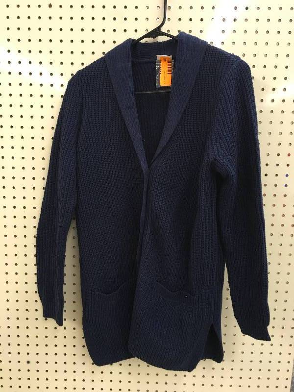 lot 575 image: BLAIR SWEATER, SIZE SMALL