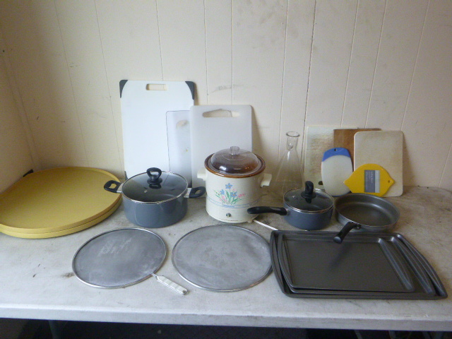 lot 26 image: Miscellaneous Kitchen Items