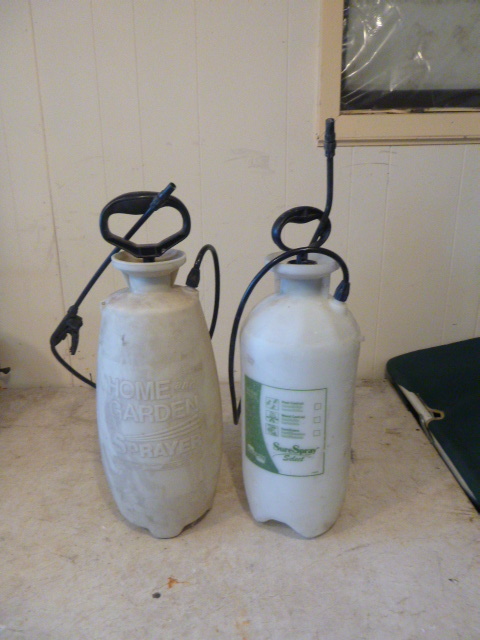 lot 56 image: 2 Lawn and Garden Sprayers
