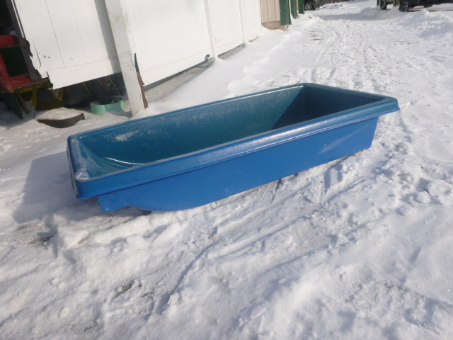 lot 77 image: Plastic Ice Fishing Sled