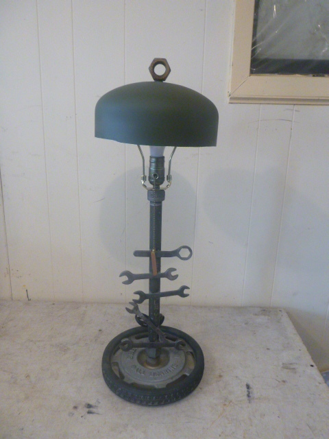 lot 78 image: Handmade Table Lamp