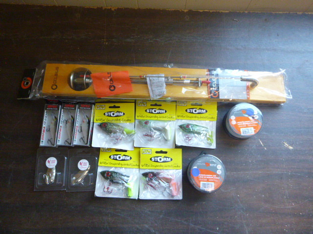 lot 103 image: Miscellaneous Fishing Tackle