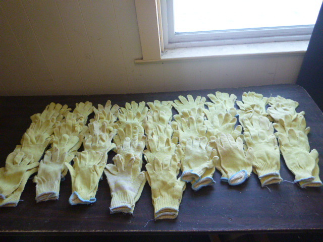 lot 109 image: 45 Pair of Gloves