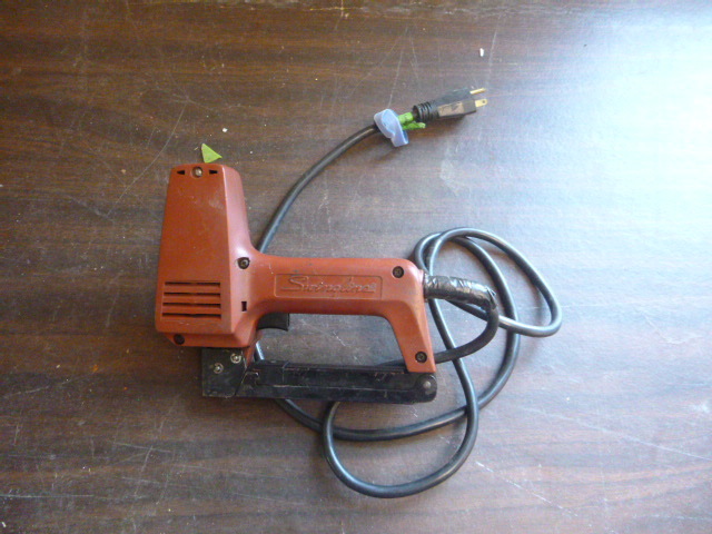 lot 135 image: Swingline Electric Staple Gun