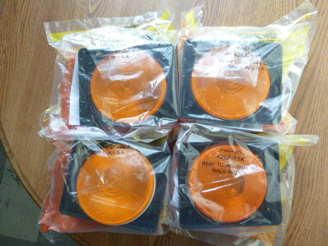 lot 146 image: 4 Peterson Rear Turn Signal Kits