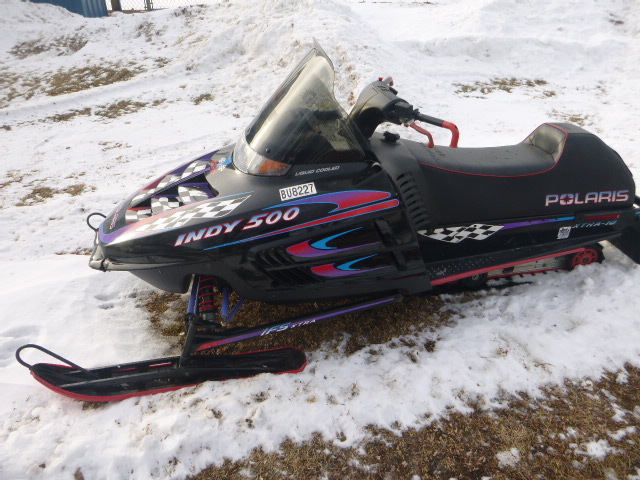 lot 5 image: 1997 Polaris Indy Snowmobile 500
