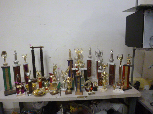 lot 20 image: Miscellaneous Trophy Parts