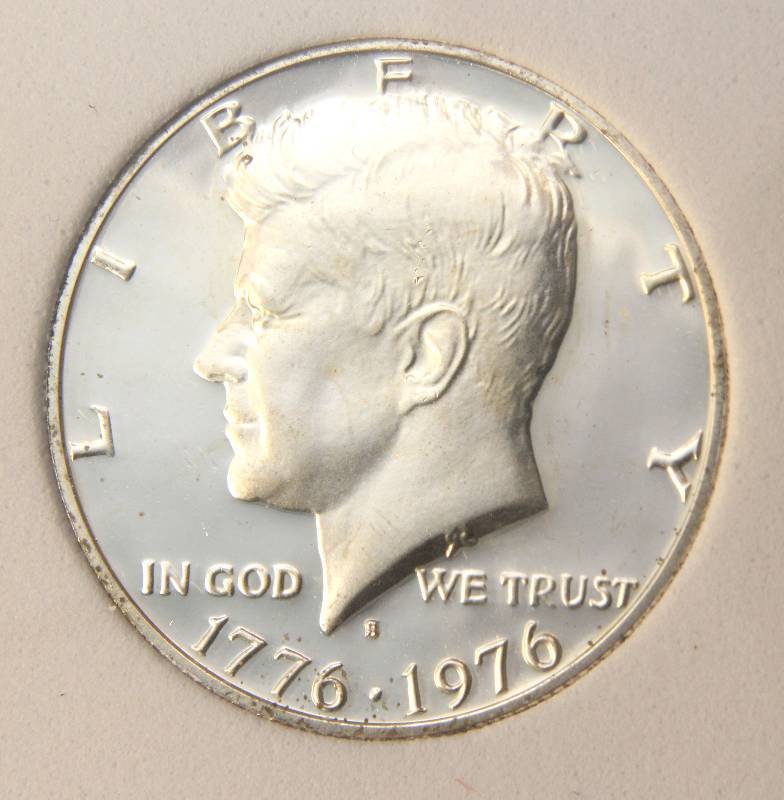 1976-S SILVER BICENTENNIAL KENNEDY HALF DOLLAR PR70CAM ANGS