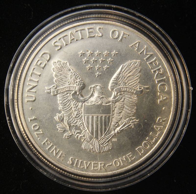 1998 AMERICAN SILVER EAGLE 1 TROY OZ. .999 FINE SILVER IN AIRTITE HOLDER