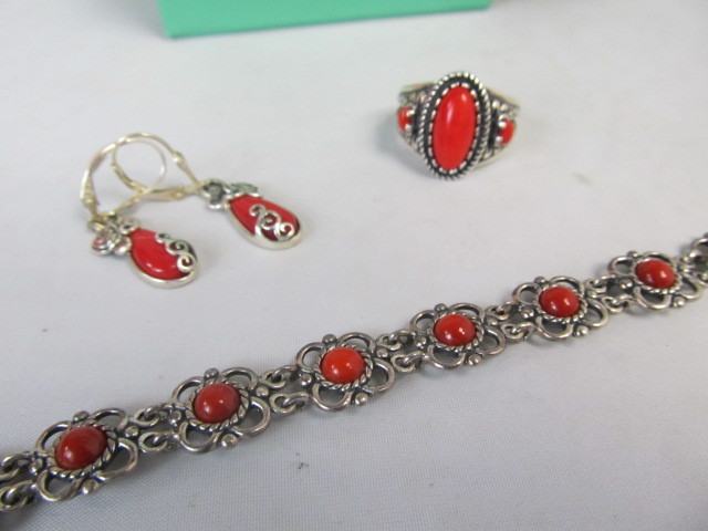 lot 13 image: Sterling Silver wRed Gemstone Bracelet Ring & Earrings
